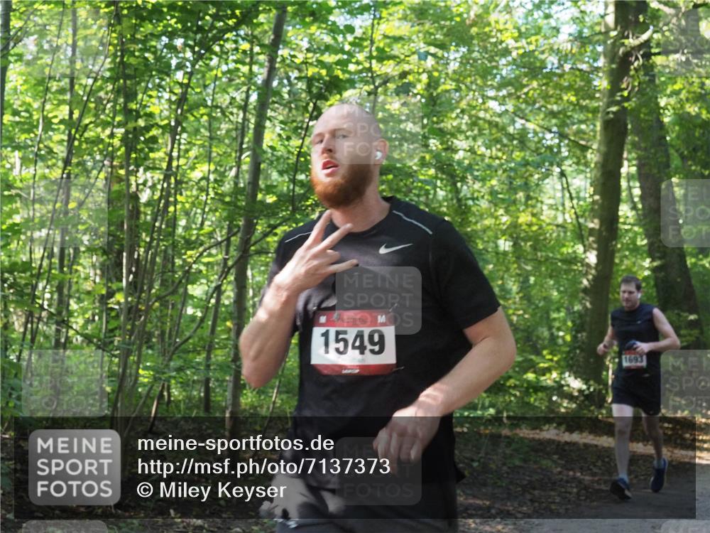 22.09.2024 - 32. Volkslauf durch das schöne Alstertal Miley Keyser http://msf.ph/oto/7137373 22.09.2024 10:21:02 Laufen 1549, 1693 meine-sportfotos.de