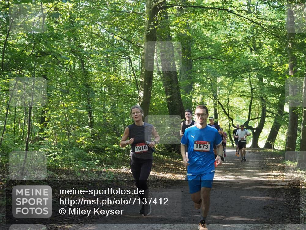 22.09.2024 - 32. Volkslauf durch das schöne Alstertal Miley Keyser http://msf.ph/oto/7137412 22.09.2024 10:20:54 Laufen 1010, 1573, 1550 meine-sportfotos.de
