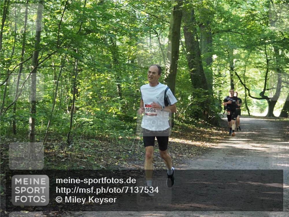 22.09.2024 - 32. Volkslauf durch das schöne Alstertal Miley Keyser http://msf.ph/oto/7137534 22.09.2024 10:19:45 Laufen 1694 meine-sportfotos.de