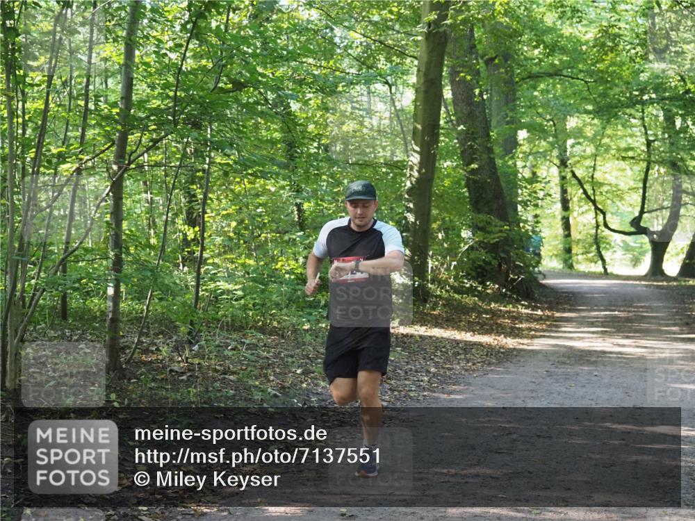 22.09.2024 - 32. Volkslauf durch das schöne Alstertal Miley Keyser http://msf.ph/oto/7137551 22.09.2024 10:19:25 Laufen  meine-sportfotos.de
