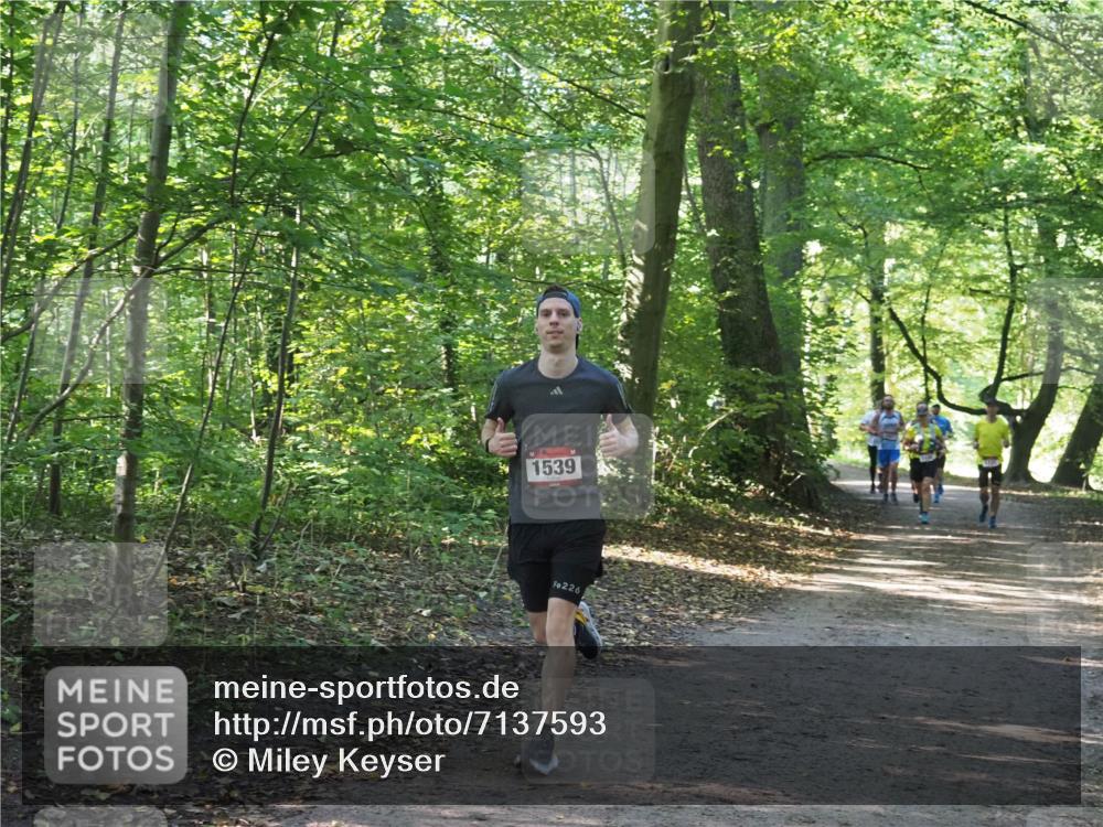 22.09.2024 - 32. Volkslauf durch das schöne Alstertal Miley Keyser http://msf.ph/oto/7137593 22.09.2024 10:19:07 Laufen 1539, 226 meine-sportfotos.de