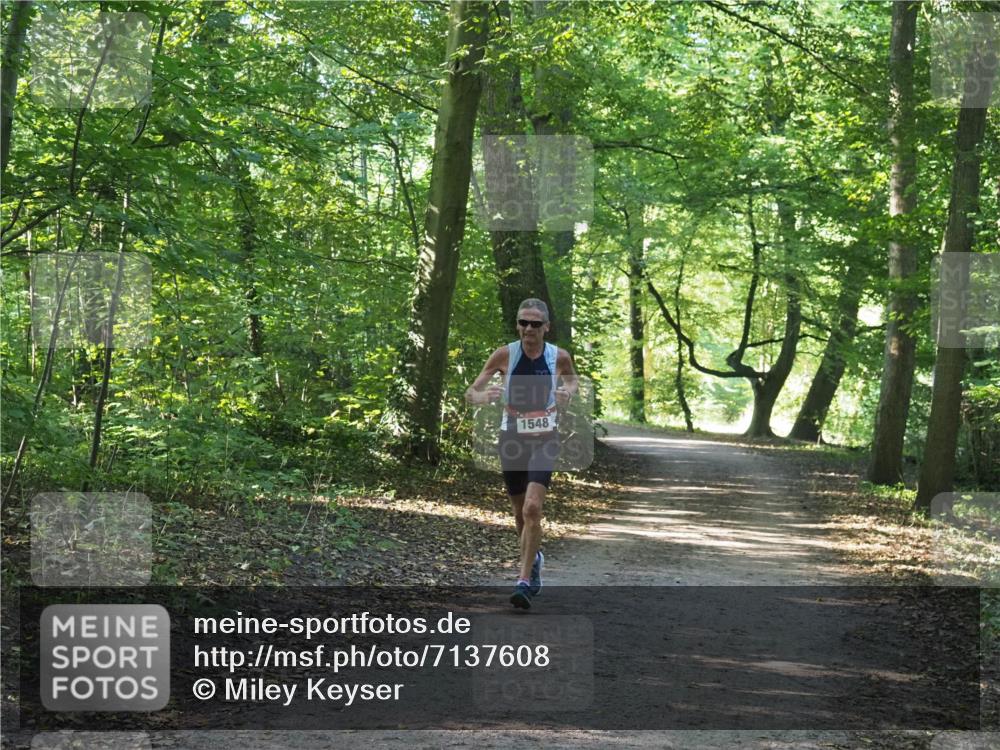 22.09.2024 - 32. Volkslauf durch das schöne Alstertal Miley Keyser http://msf.ph/oto/7137608 22.09.2024 10:18:52 Laufen 1548 meine-sportfotos.de