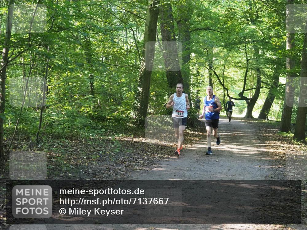 22.09.2024 - 32. Volkslauf durch das schöne Alstertal Miley Keyser http://msf.ph/oto/7137667 22.09.2024 10:18:24 Laufen 1761 meine-sportfotos.de