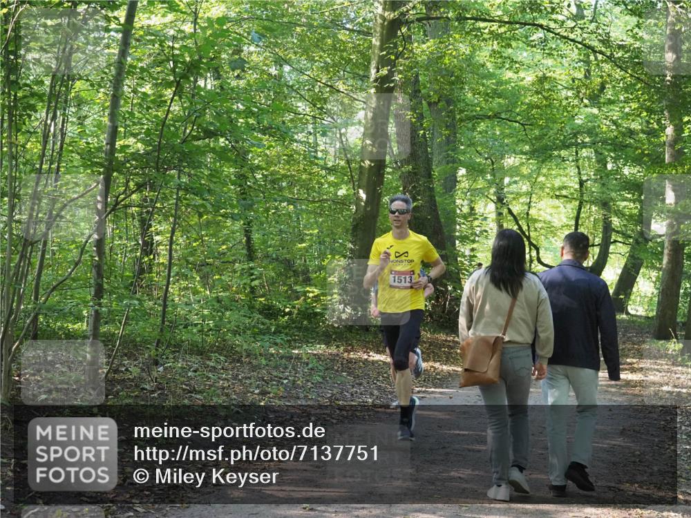 22.09.2024 - 32. Volkslauf durch das schöne Alstertal Miley Keyser http://msf.ph/oto/7137751 22.09.2024 10:16:18 Laufen 1513 meine-sportfotos.de