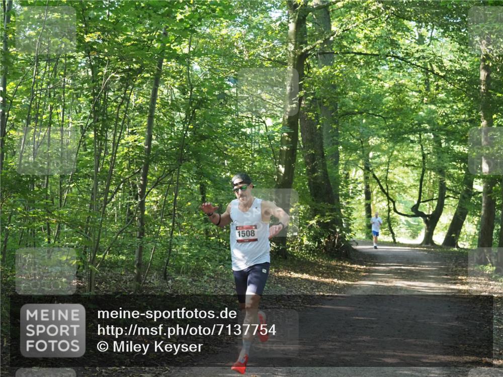 22.09.2024 - 32. Volkslauf durch das schöne Alstertal Miley Keyser http://msf.ph/oto/7137754 22.09.2024 10:15:59 Laufen 1508 meine-sportfotos.de