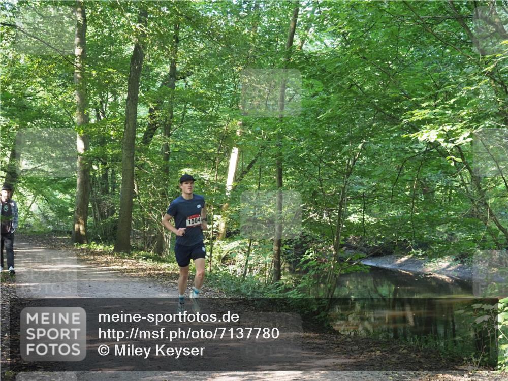 22.09.2024 - 32. Volkslauf durch das schöne Alstertal Miley Keyser http://msf.ph/oto/7137780 22.09.2024 10:15:16 Laufen 1504 meine-sportfotos.de