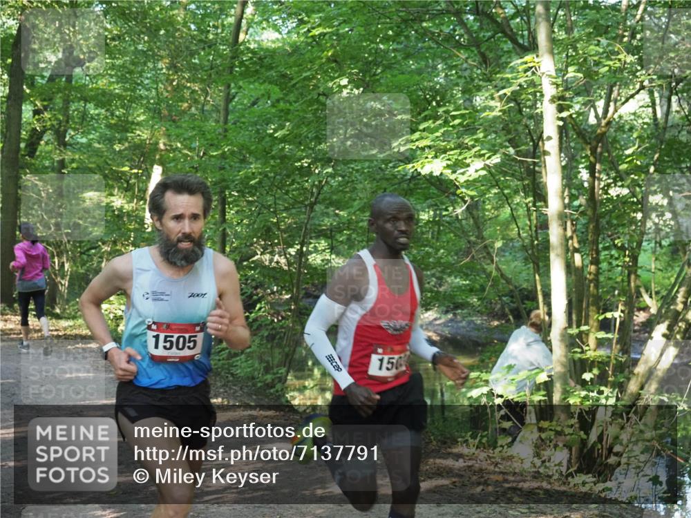 22.09.2024 - 32. Volkslauf durch das schöne Alstertal Miley Keyser http://msf.ph/oto/7137791 22.09.2024 10:14:42 Laufen 1505, 150 meine-sportfotos.de