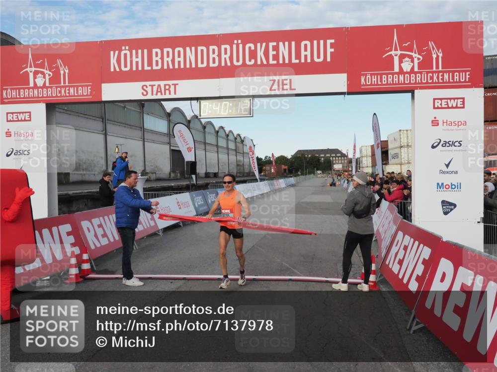 03.10.2024 - Köhlbrandbrückenlauf MichiJ http://msf.ph/oto/7137978 03.10.2024 09:39:59 Ziel 3735 meine-sportfotos.de