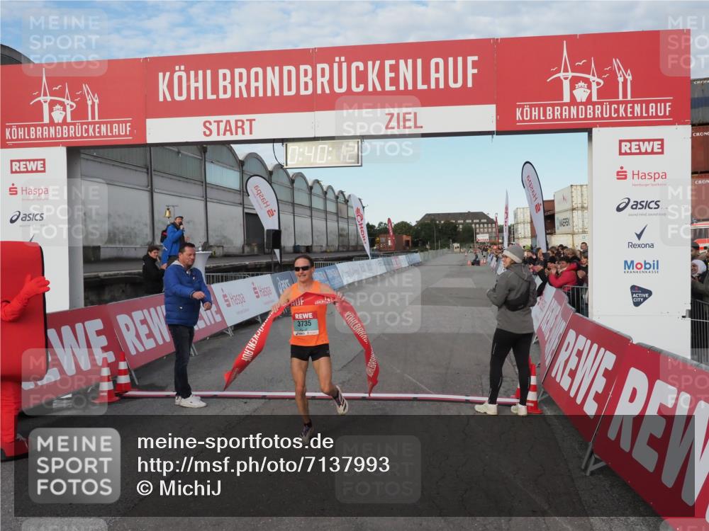 03.10.2024 - Köhlbrandbrückenlauf MichiJ http://msf.ph/oto/7137993 03.10.2024 09:39:59 Ziel 3735 meine-sportfotos.de