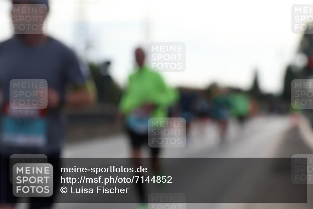 03.10.2024 - Köhlbrandbrückenlauf Luisa Fischer http://msf.ph/oto/7144852 03.10.2024 09:12:07 Position 3  meine-sportfotos.de