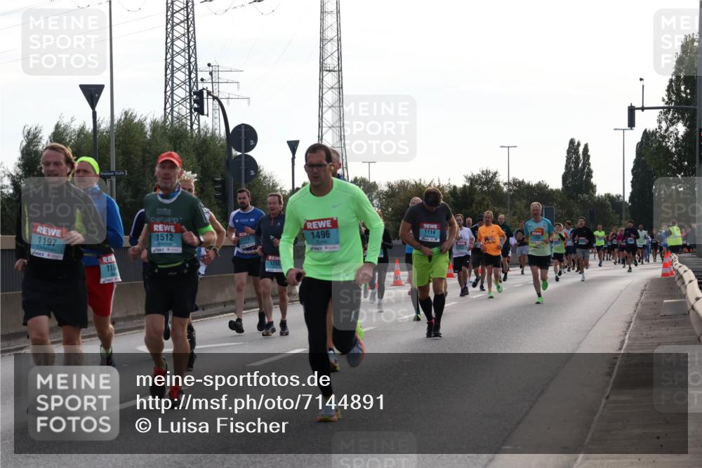 03.10.2024 - Köhlbrandbrückenlauf Luisa Fischer http://msf.ph/oto/7144891 03.10.2024 09:12:13 Position 3 1197, 116, 1512, 1123, 1255, 1496, 1114 meine-sportfotos.de