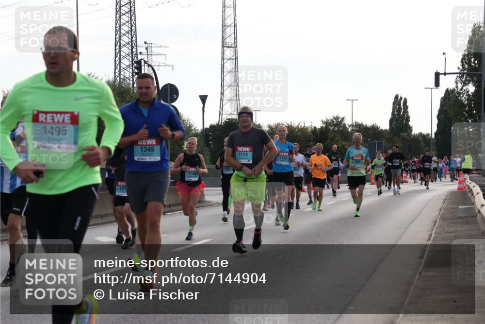 03.10.2024 - Köhlbrandbrückenlauf Luisa Fischer http://msf.ph/oto/7144904 03.10.2024 09:12:15 Position 3 1496, 125, 1349, 1193, 1114, 1132, 1268 meine-sportfotos.de