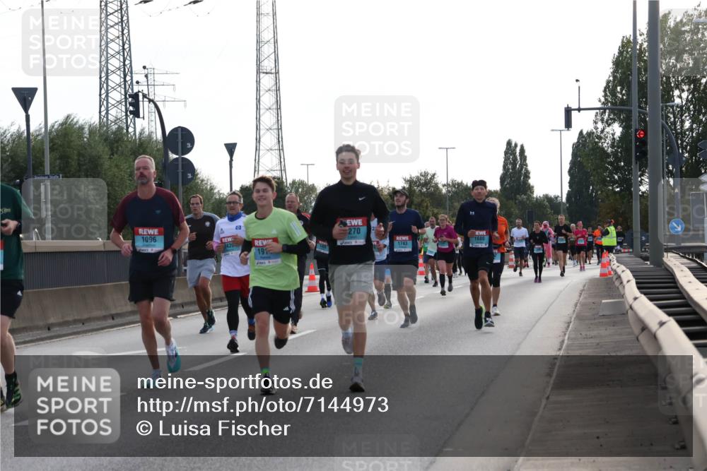 03.10.2024 - Köhlbrandbrückenlauf Luisa Fischer http://msf.ph/oto/7144973 03.10.2024 09:12:27 Position 3 1096, 1439, 19, 1455, 270, 1680, 1743 meine-sportfotos.de