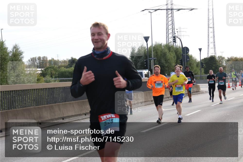 03.10.2024 - Köhlbrandbrückenlauf Luisa Fischer http://msf.ph/oto/7145230 03.10.2024 09:14:00 Position 3 2728, 2083, 1230, 1604, 2084 meine-sportfotos.de