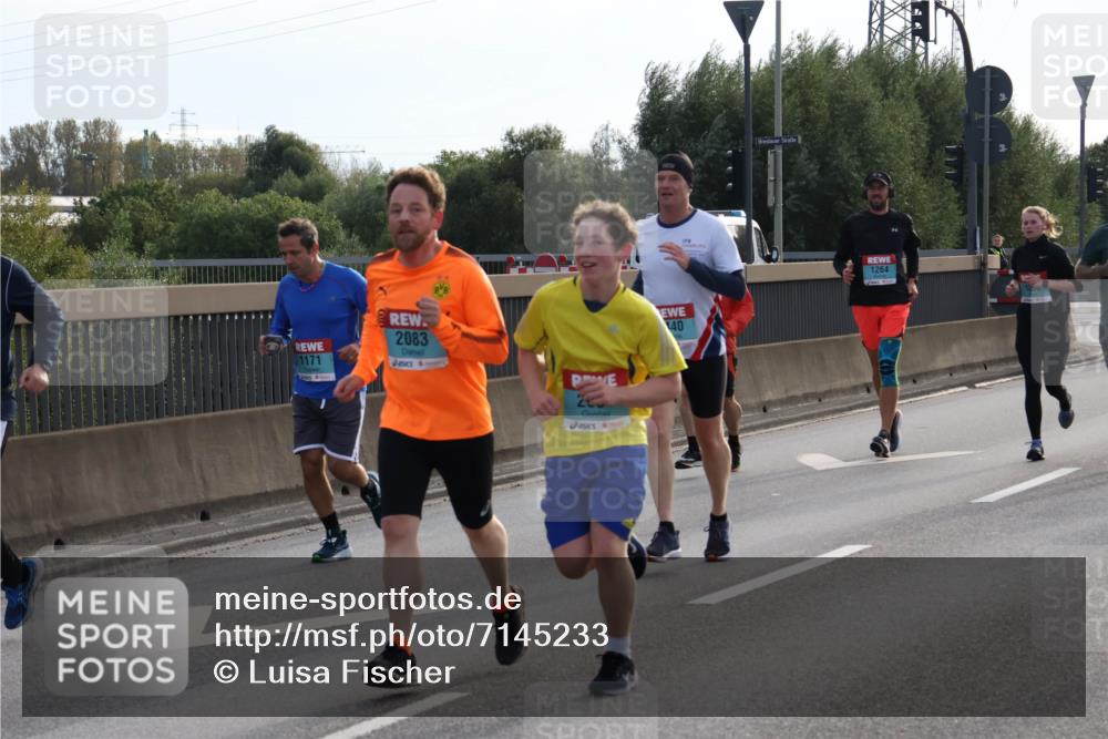 03.10.2024 - Köhlbrandbrückenlauf Luisa Fischer http://msf.ph/oto/7145233 03.10.2024 09:14:02 Position 3 1171, 2083, 203, 40, 1264 meine-sportfotos.de