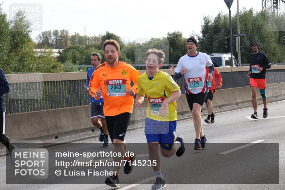 03.10.2024 - Köhlbrandbrückenlauf Luisa Fischer http://msf.ph/oto/7145235 03.10.2024 09:14:02 Position 3 2083, 2084, 1440, 1264 meine-sportfotos.de