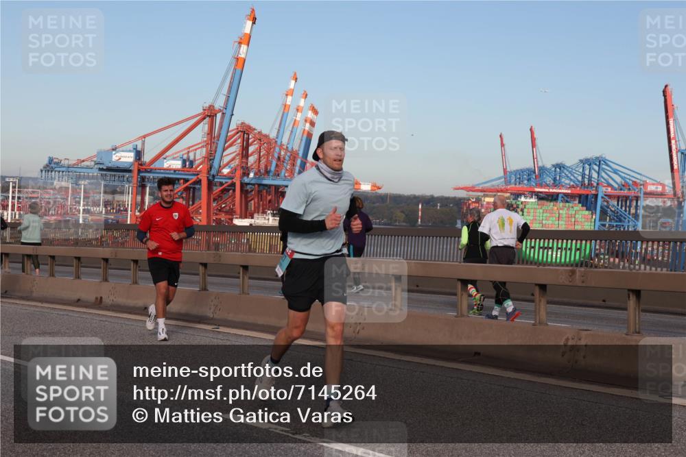 03.10.2024 - Köhlbrandbrückenlauf Matties Gatica Varas http://msf.ph/oto/7145264 03.10.2024 09:42:19 Position 2  meine-sportfotos.de