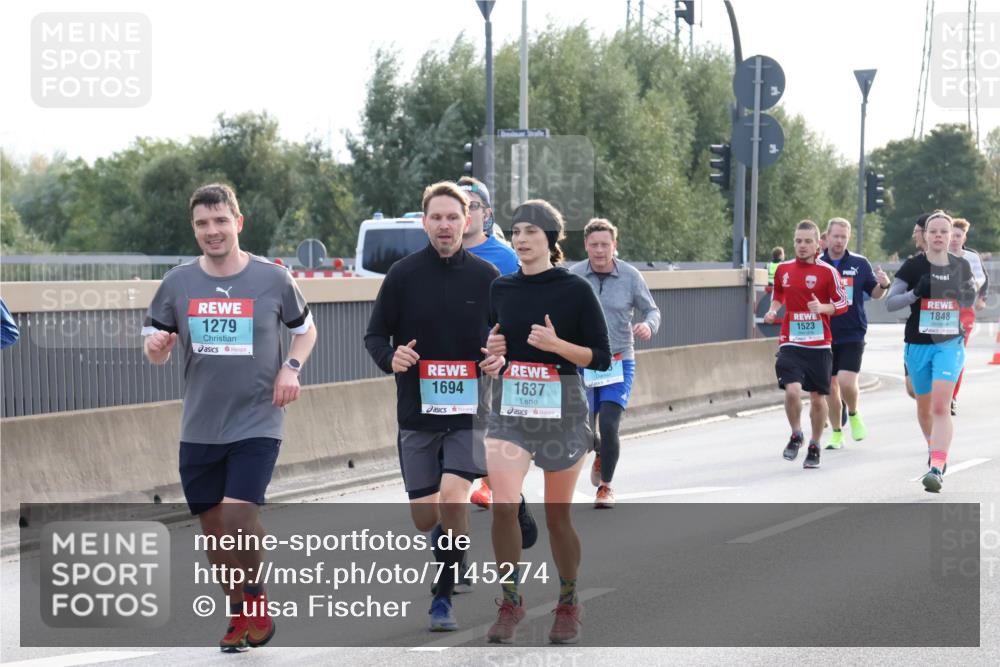 03.10.2024 - Köhlbrandbrückenlauf Luisa Fischer http://msf.ph/oto/7145274 03.10.2024 09:14:12 Position 3 1279, 1694, 1637, 1523, 1848 meine-sportfotos.de