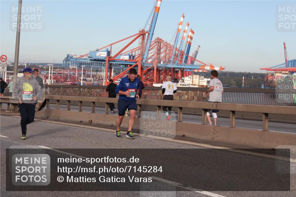 03.10.2024 - Köhlbrandbrückenlauf Matties Gatica Varas http://msf.ph/oto/7145284 03.10.2024 09:42:23 Position 2 1500, 1, 1080, 15, 1719 meine-sportfotos.de