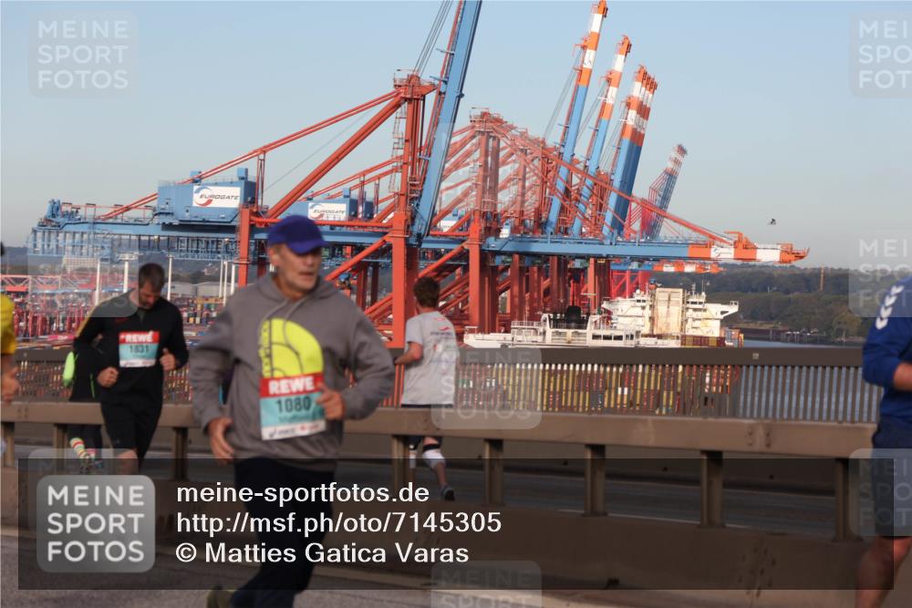 03.10.2024 - Köhlbrandbrückenlauf Matties Gatica Varas http://msf.ph/oto/7145305 03.10.2024 09:42:25 Position 2 1831, 1080 meine-sportfotos.de