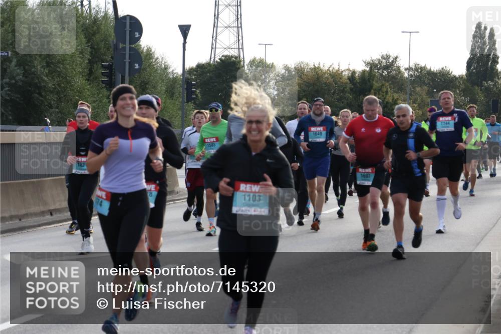 03.10.2024 - Köhlbrandbrückenlauf Luisa Fischer http://msf.ph/oto/7145320 03.10.2024 09:14:25 Position 3 142, 8, 1585, 1103, 1649, 1697, 1144 meine-sportfotos.de