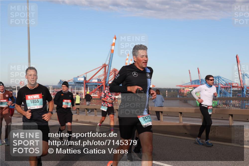03.10.2024 - Köhlbrandbrückenlauf Matties Gatica Varas http://msf.ph/oto/7145379 03.10.2024 09:42:33 Position 2 1597, 1855, 1762, 1987, 2475, 1521 meine-sportfotos.de