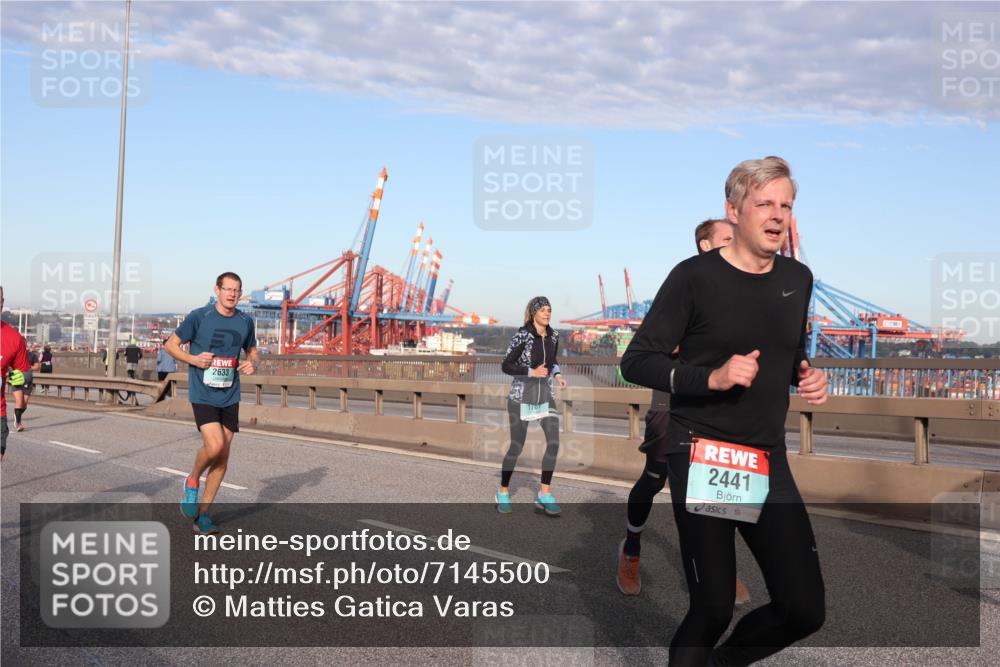 03.10.2024 - Köhlbrandbrückenlauf Matties Gatica Varas http://msf.ph/oto/7145500 03.10.2024 09:42:40 Position 2 2633, 2441 meine-sportfotos.de