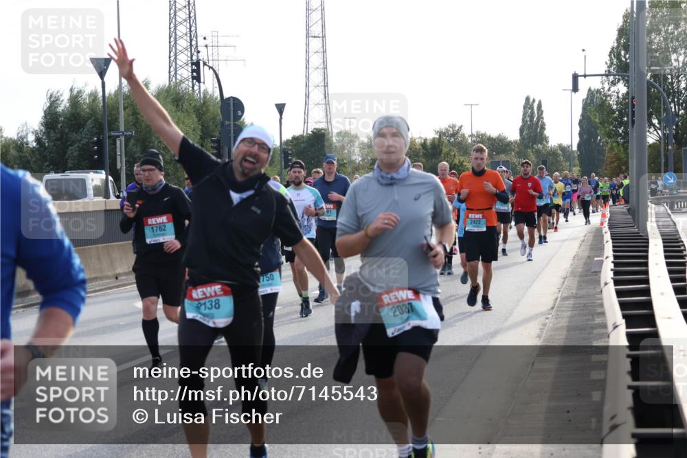 03.10.2024 - Köhlbrandbrückenlauf Luisa Fischer http://msf.ph/oto/7145543 03.10.2024 09:14:57 Position 3 1762, 138, 750, 01, 2037, 2422 meine-sportfotos.de