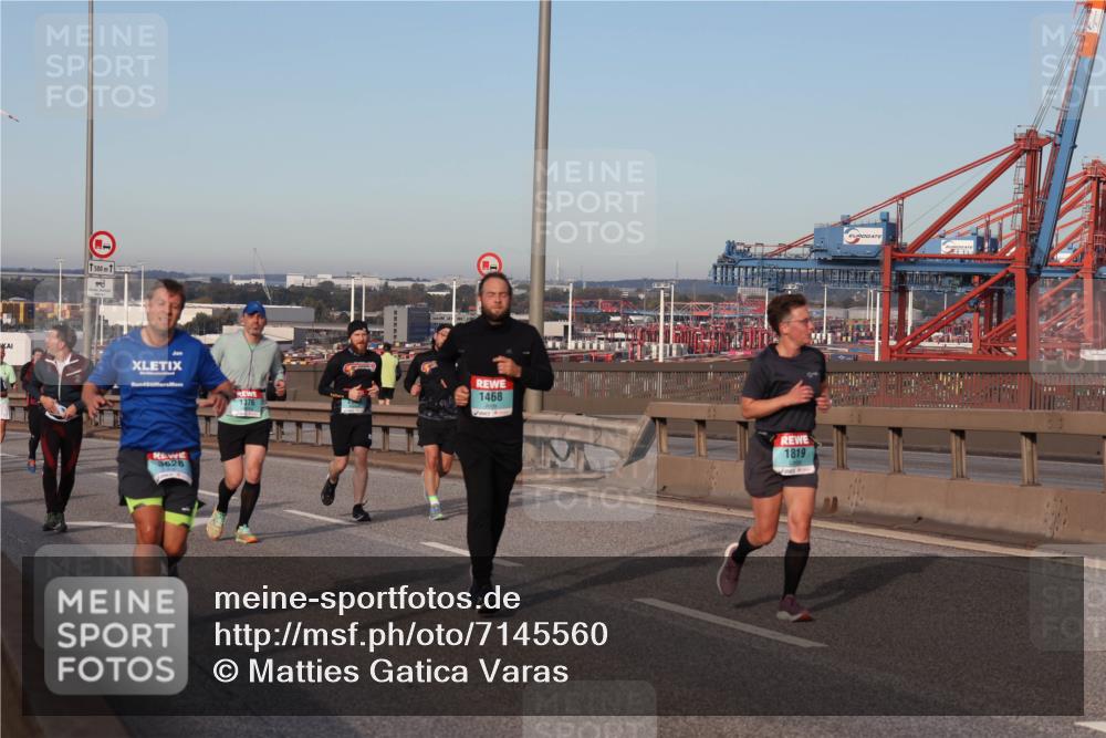 03.10.2024 - Köhlbrandbrückenlauf Matties Gatica Varas http://msf.ph/oto/7145560 03.10.2024 09:42:44 Position 2 1500, 3628, 1376, 1468, 1819 meine-sportfotos.de