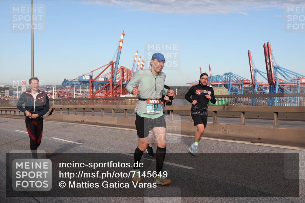 03.10.2024 - Köhlbrandbrückenlauf Matties Gatica Varas http://msf.ph/oto/7145649 03.10.2024 09:42:50 Position 2 1376 meine-sportfotos.de