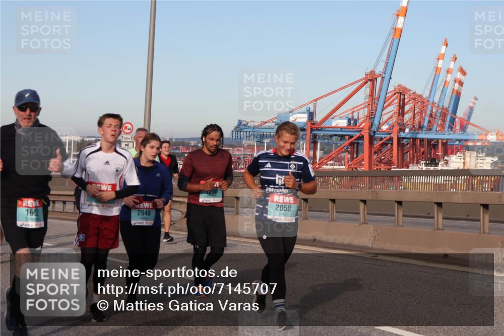 03.10.2024 - Köhlbrandbrückenlauf Matties Gatica Varas http://msf.ph/oto/7145707 03.10.2024 09:42:56 Position 2 1500, 1, 165, 2049, 1298, 2050 meine-sportfotos.de