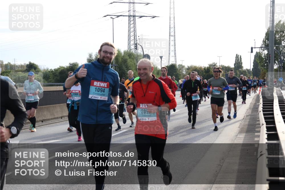 03.10.2024 - Köhlbrandbrückenlauf Luisa Fischer http://msf.ph/oto/7145830 03.10.2024 09:15:45 Position 3 1376, 2069, 1094, 42, 10, 209, 1936, 1840 meine-sportfotos.de