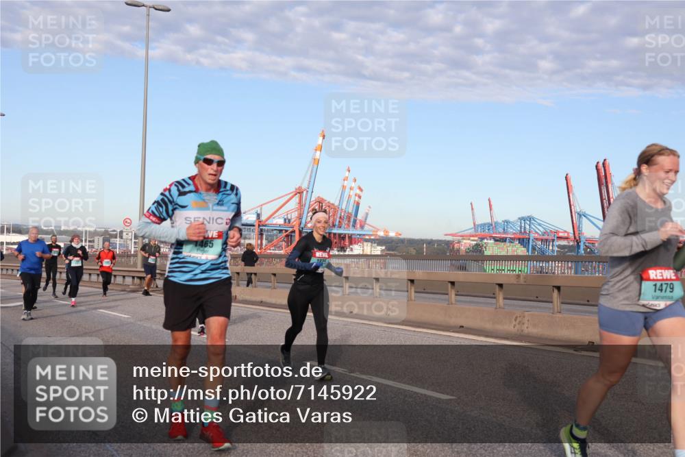 03.10.2024 - Köhlbrandbrückenlauf Matties Gatica Varas http://msf.ph/oto/7145922 03.10.2024 09:43:12 Position 2 1465, 1479 meine-sportfotos.de