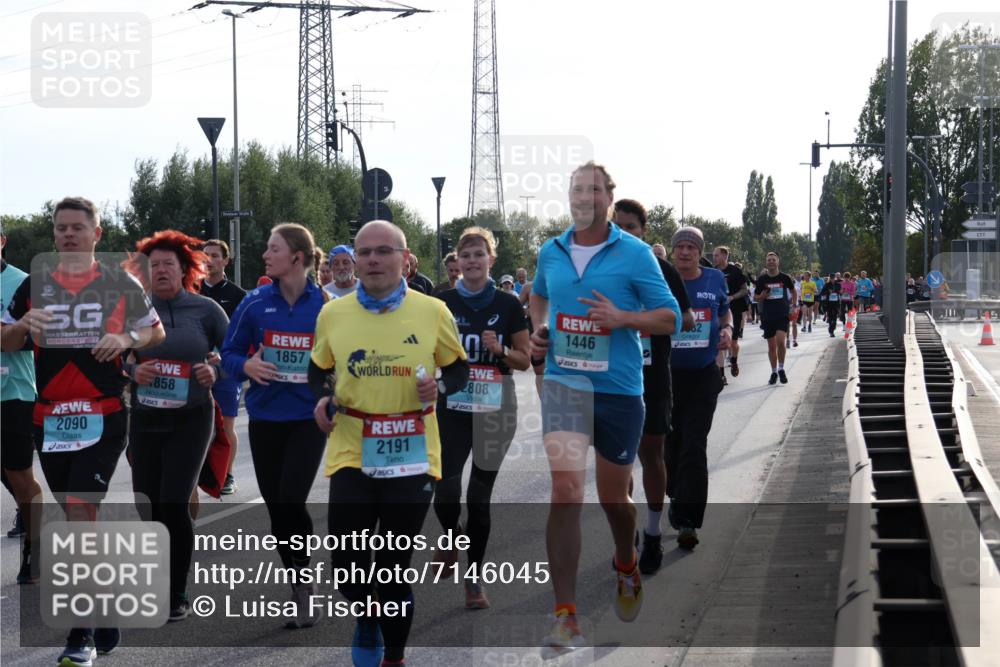 03.10.2024 - Köhlbrandbrückenlauf Luisa Fischer http://msf.ph/oto/7146045 03.10.2024 09:16:27 Position 3 2090, 7858, 1857, 2191, 808, 6, 1446, 82 meine-sportfotos.de