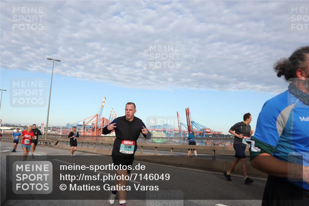 03.10.2024 - Köhlbrandbrückenlauf Matties Gatica Varas http://msf.ph/oto/7146049 03.10.2024 09:43:21 Position 2 1296 meine-sportfotos.de