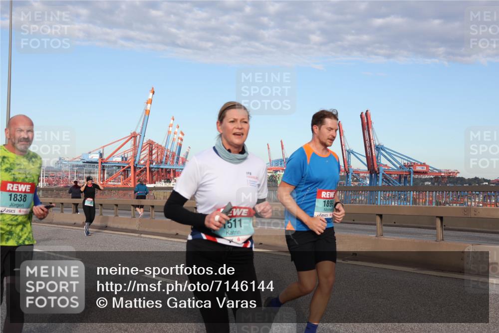 03.10.2024 - Köhlbrandbrückenlauf Matties Gatica Varas http://msf.ph/oto/7146144 03.10.2024 09:43:28 Position 2 1838, 1899, 511, 5 meine-sportfotos.de