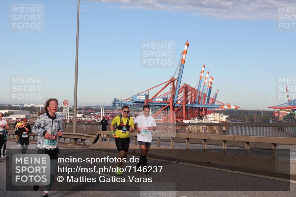 03.10.2024 - Köhlbrandbrückenlauf Matties Gatica Varas http://msf.ph/oto/7146237 03.10.2024 09:43:40 Position 2 1923, 3591 meine-sportfotos.de