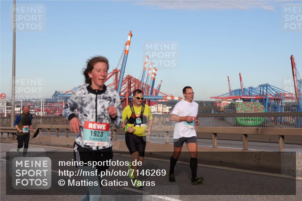 03.10.2024 - Köhlbrandbrückenlauf Matties Gatica Varas http://msf.ph/oto/7146269 03.10.2024 09:43:41 Position 2 500, 1886, 1923 meine-sportfotos.de