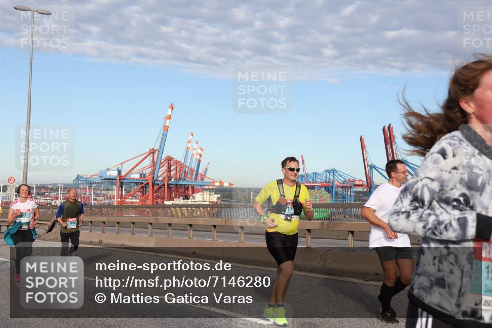 03.10.2024 - Köhlbrandbrückenlauf Matties Gatica Varas http://msf.ph/oto/7146280 03.10.2024 09:43:43 Position 2 069, 1886 meine-sportfotos.de