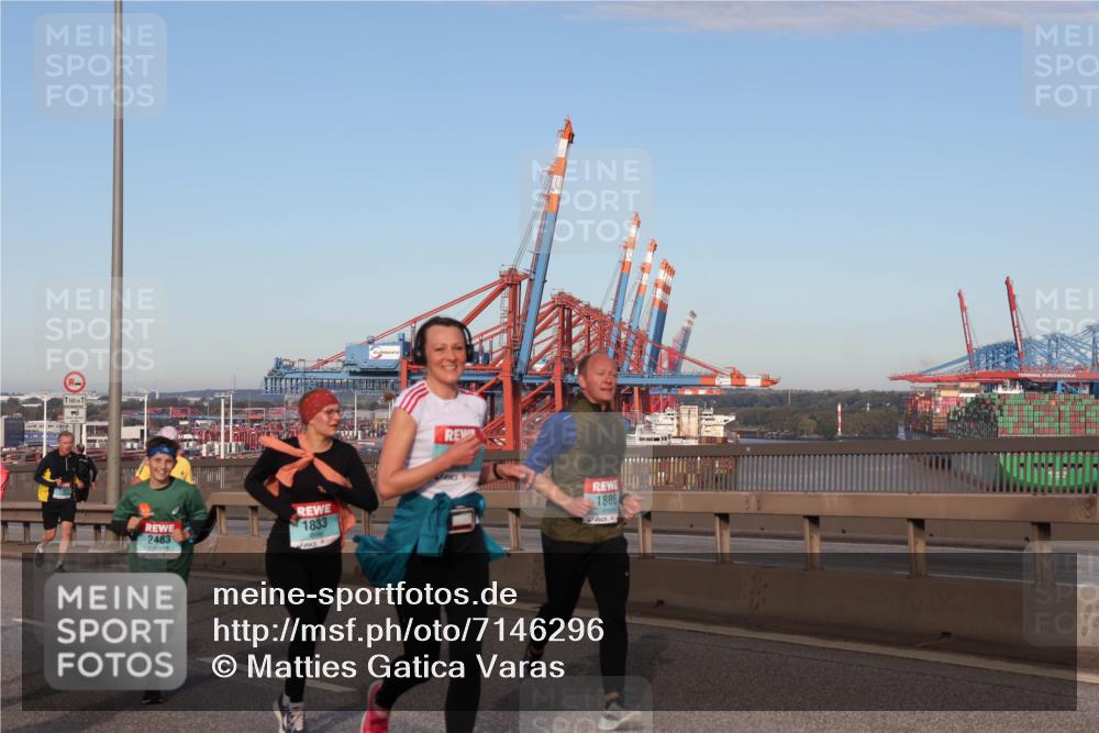 03.10.2024 - Köhlbrandbrückenlauf Matties Gatica Varas http://msf.ph/oto/7146296 03.10.2024 09:43:44 Position 2 1500, 1, 2483, 1833, 1886 meine-sportfotos.de