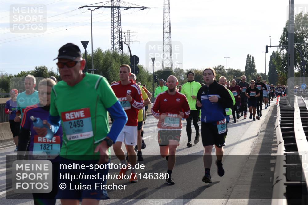03.10.2024 - Köhlbrandbrückenlauf Luisa Fischer http://msf.ph/oto/7146380 03.10.2024 09:17:47 Position 3 1821, 2493, 476, 1959, 249, 16 meine-sportfotos.de
