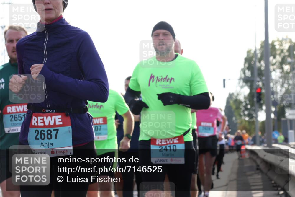 03.10.2024 - Köhlbrandbrückenlauf Luisa Fischer http://msf.ph/oto/7146525 03.10.2024 09:19:18 Position 3 2651, 07, 2687, 2410, 919 meine-sportfotos.de
