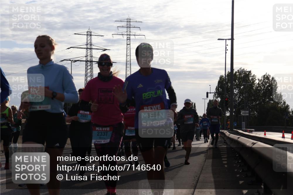 03.10.2024 - Köhlbrandbrückenlauf Luisa Fischer http://msf.ph/oto/7146540 03.10.2024 09:20:07 Position 3 2894, 2591, 3394, 322, 2337, 3351 meine-sportfotos.de