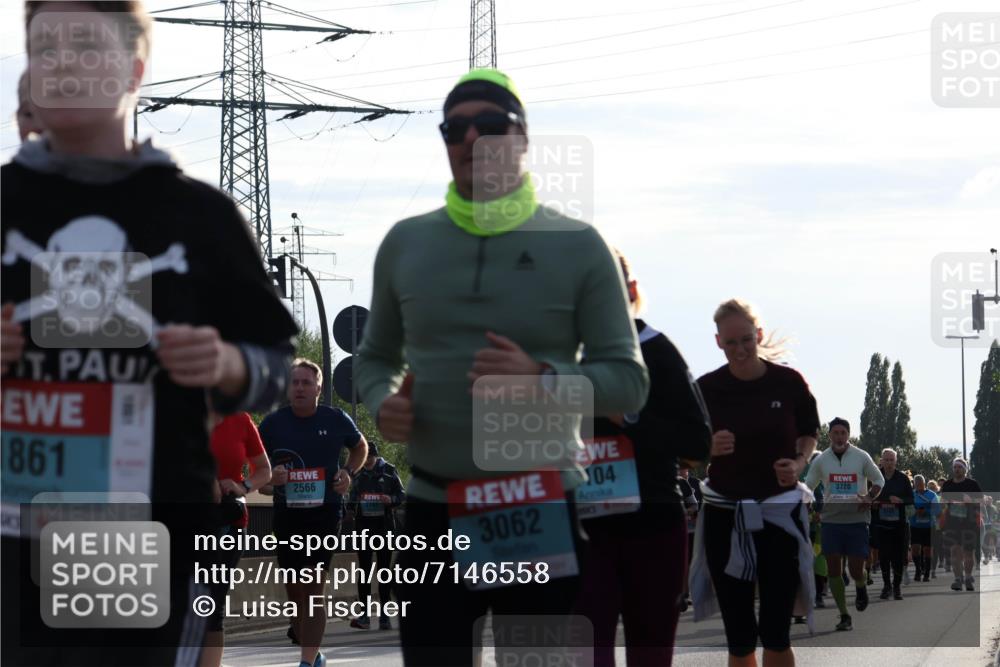 03.10.2024 - Köhlbrandbrückenlauf Luisa Fischer http://msf.ph/oto/7146558 03.10.2024 09:20:47 Position 3 1861, 2566, 2782, 3062, 04, 3720 meine-sportfotos.de