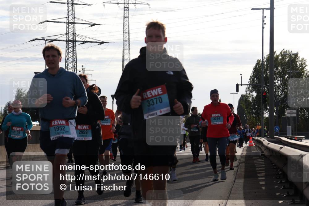 03.10.2024 - Köhlbrandbrückenlauf Luisa Fischer http://msf.ph/oto/7146610 03.10.2024 09:21:23 Position 3 2168, 1952, 2959, 155, 3370, 3274 meine-sportfotos.de