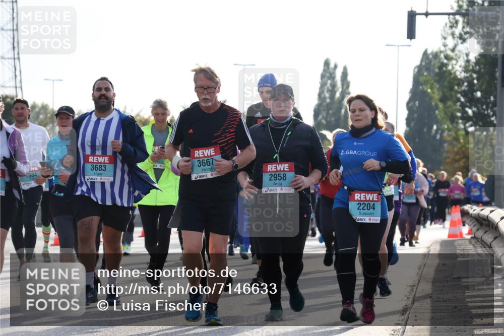 03.10.2024 - Köhlbrandbrückenlauf Luisa Fischer http://msf.ph/oto/7146633 03.10.2024 09:21:39 Position 3 1584, 3683, 3667, 2958, 2204 meine-sportfotos.de