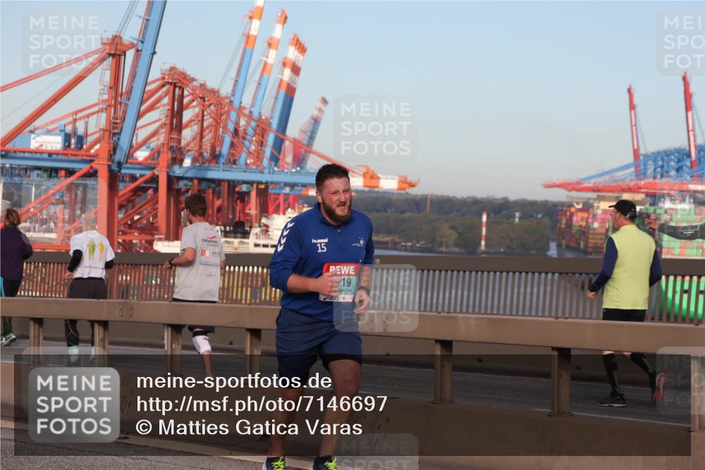 03.10.2024 - Köhlbrandbrückenlauf Matties Gatica Varas http://msf.ph/oto/7146697 03.10.2024 09:42:24 Position 2 15, 19 meine-sportfotos.de
