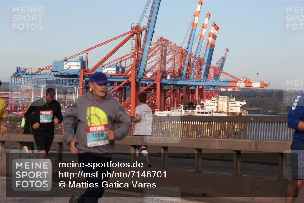03.10.2024 - Köhlbrandbrückenlauf Matties Gatica Varas http://msf.ph/oto/7146701 03.10.2024 09:42:25 Position 2 1831, 1080 meine-sportfotos.de
