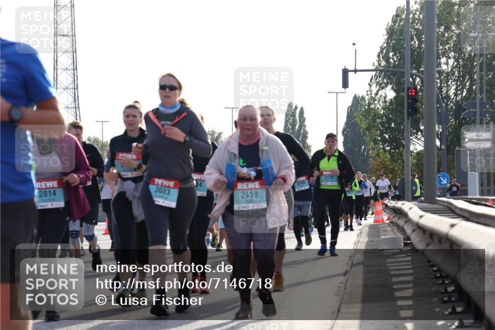 03.10.2024 - Köhlbrandbrückenlauf Luisa Fischer http://msf.ph/oto/7146718 03.10.2024 09:21:56 Position 3 2814, 3083, 3172, 3706, 2419 meine-sportfotos.de