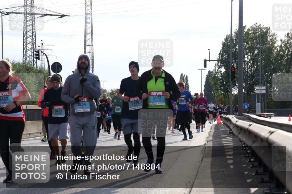 03.10.2024 - Köhlbrandbrückenlauf Luisa Fischer http://msf.ph/oto/7146804 03.10.2024 09:22:03 Position 3 3432, 3705, 3634, 2994, 3706, 2950, 3172, 1275 meine-sportfotos.de